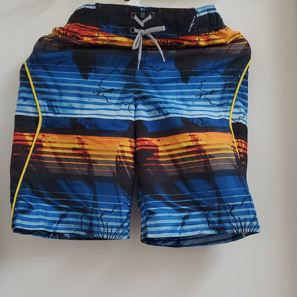 New Without Tags ZeroXposur Yellow and Blue Patterned Swim Shorts Size Boys 8
